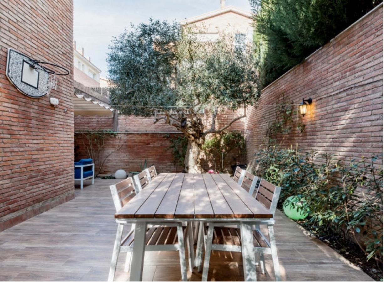 Bonito Duplex Con Piscina En Barcelona&Playa Apartment Tiana Екстериор снимка